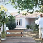 Hébergement de vacances Le Parc Des Mimosas *
