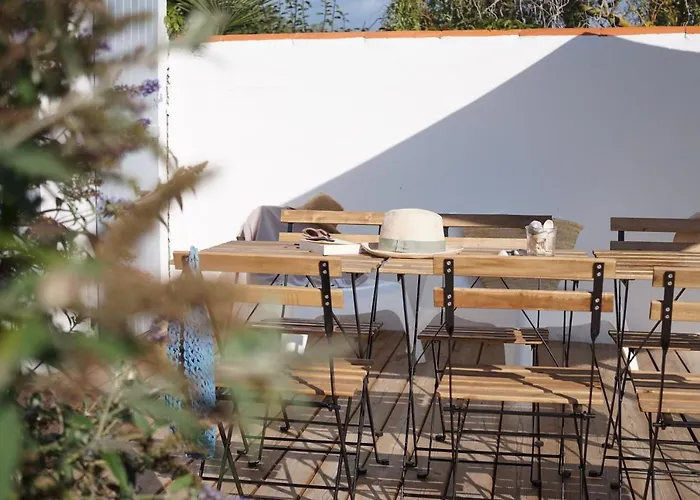 Le Parc Des Mimosas * ノワールムーティエ